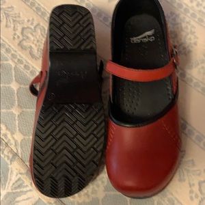 Dansko clogs size 41 red
